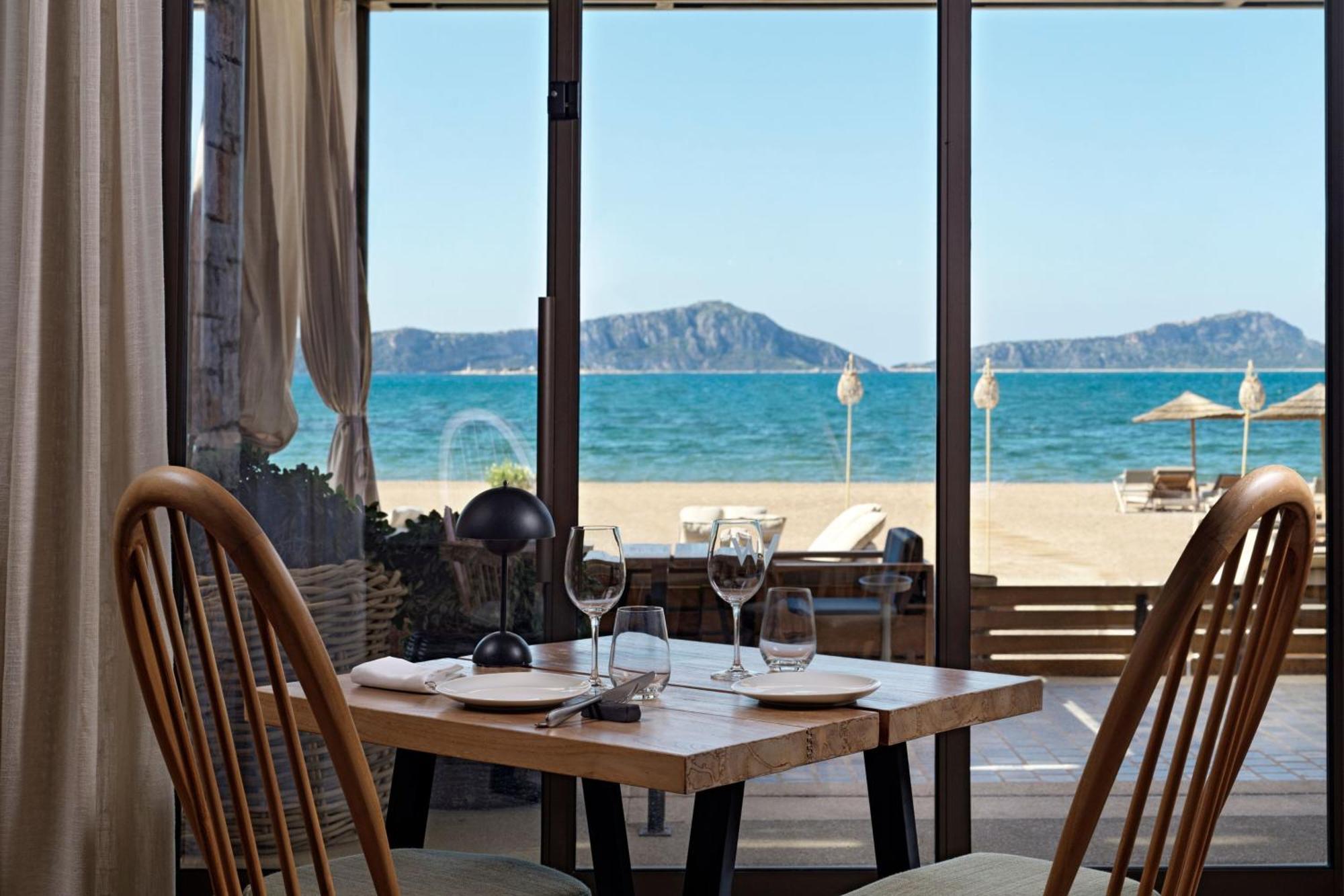 W Costa Navarino (Adults Only) Pülosz Kültér fotó