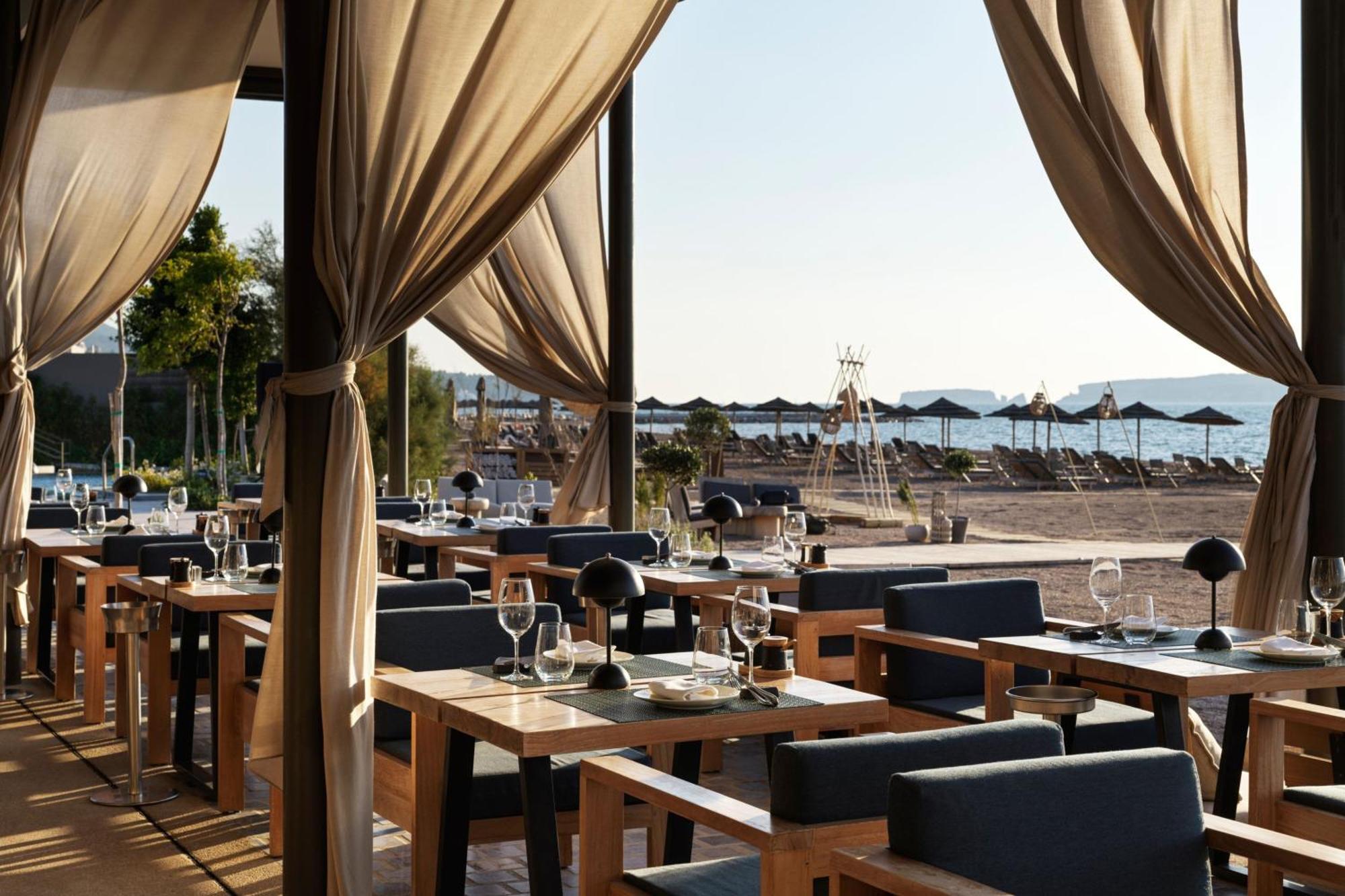 W Costa Navarino (Adults Only) Pülosz Kültér fotó