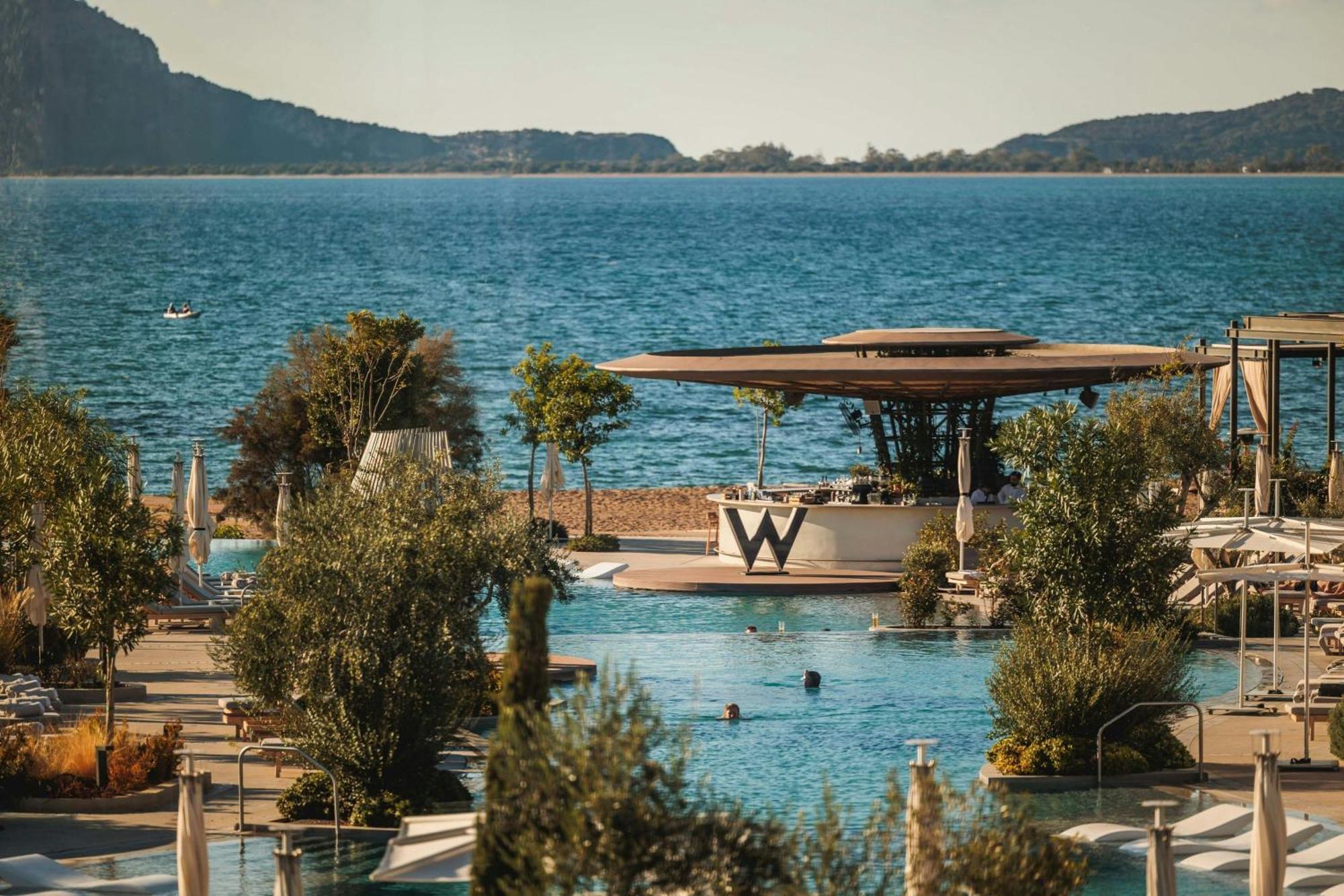 W Costa Navarino (Adults Only) Pülosz Kültér fotó